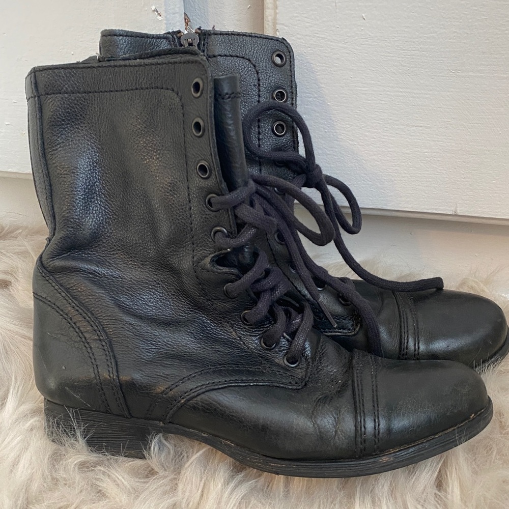Steve Madden Troopa Combat Boots